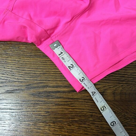 Under Armour Bright Pink Running Shorts - Size Medium - Picture 6 of 9